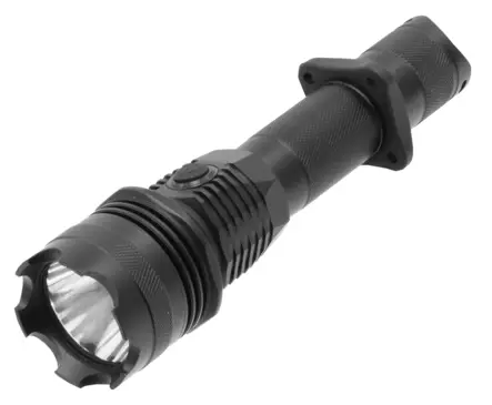 UTG VANQUISH 700 Flashlight with L.I.B.R.E 700 Lumen - Taschenlampen - 4717385551251 - 1