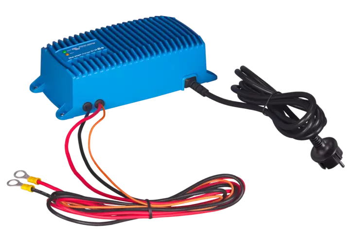 Victron Blue Smart IP67 Charger 12V 17A - Batterieladegeräte - 8719076038252 - 1