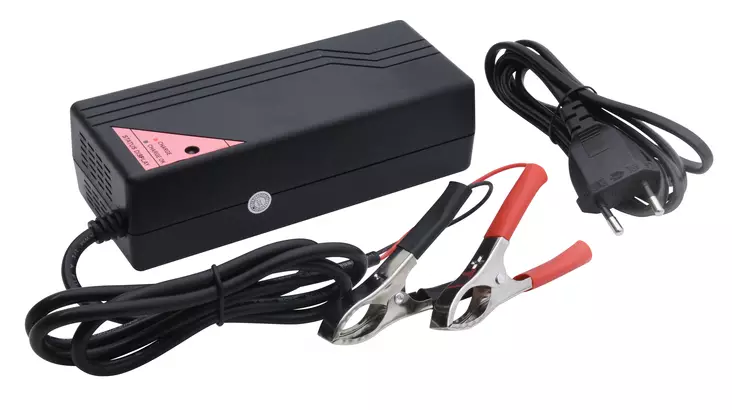 Ultramax 12V 5A Charger - Batterieladegeräte - 5036446801517 - 1